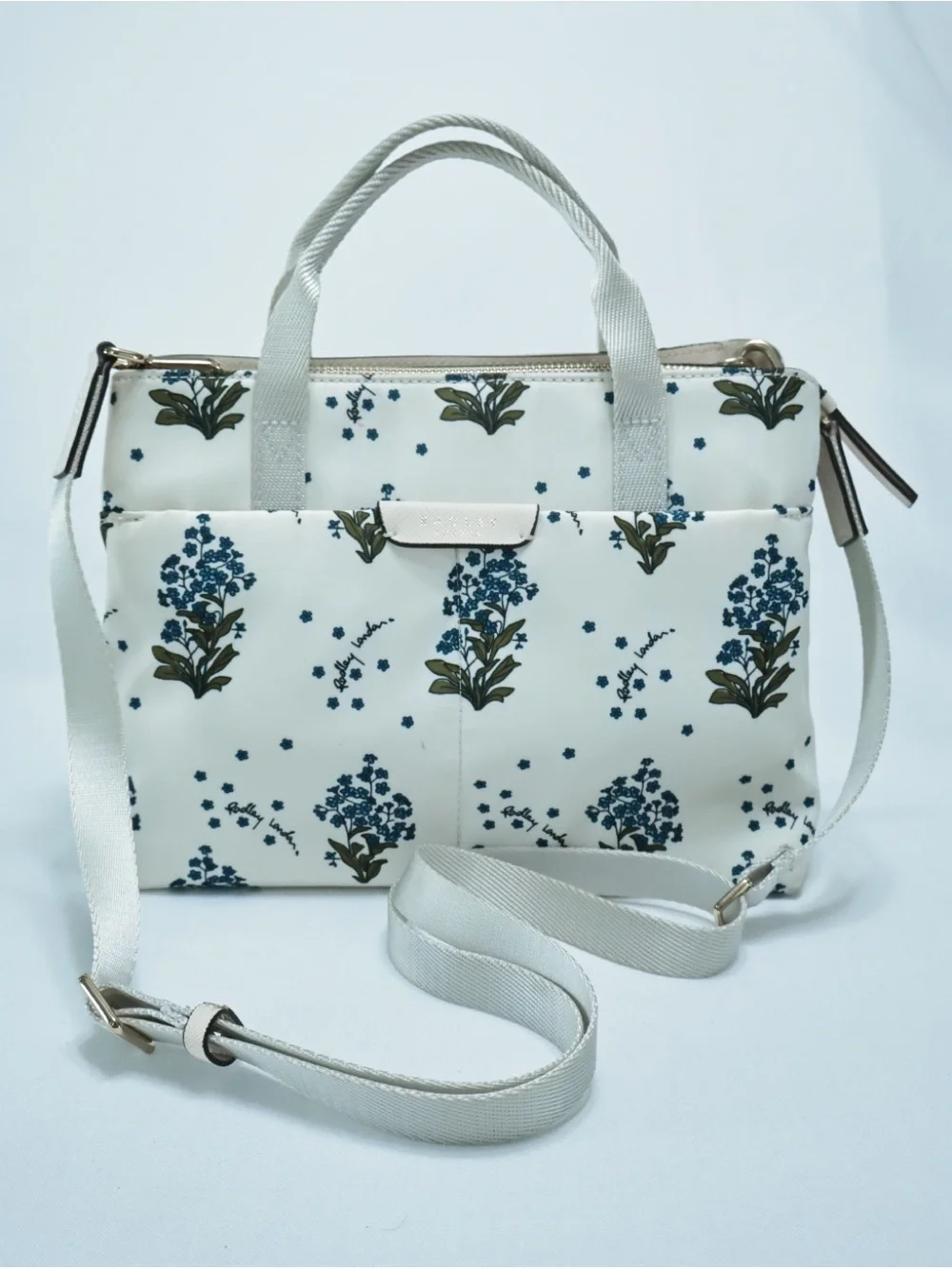 Radley London Responsible Satchel Bag Cream Blue Medium Zip Magnetic Clousure